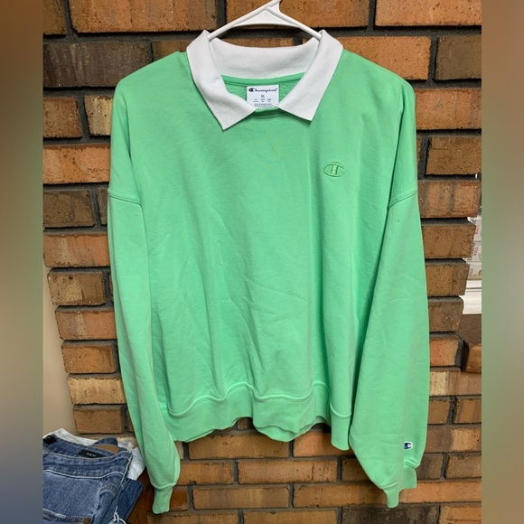 Champion Green Women’s Collared Sweat Shirt - Picture 1 of 3